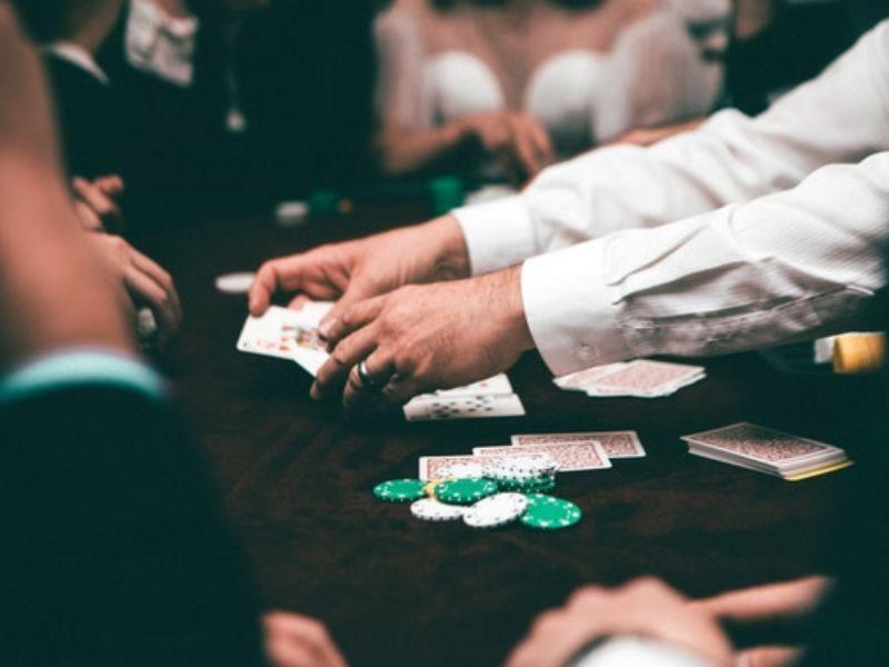 Vai trò quan trọng của Dealer trong Casino