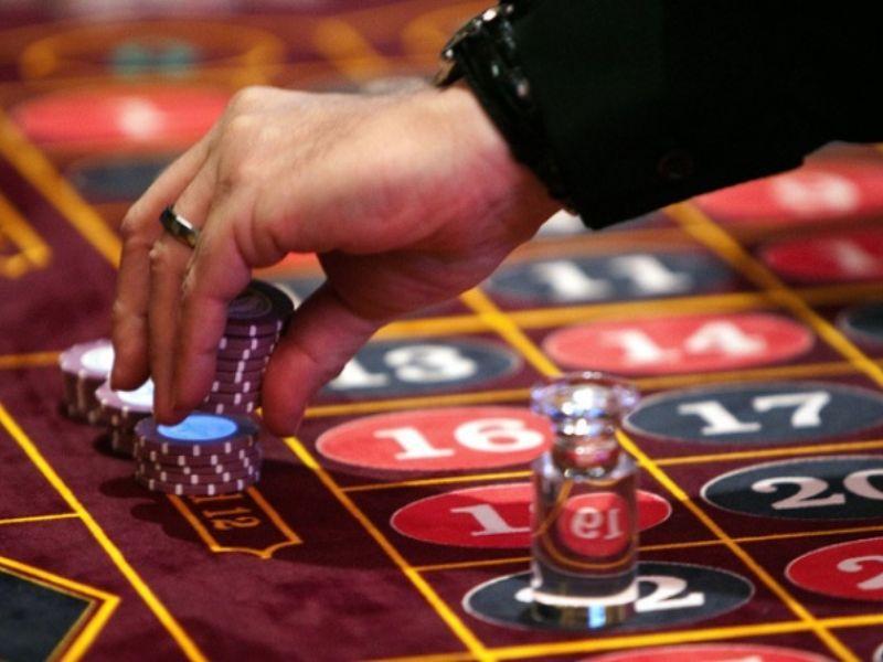 Chơi Casino có hợp pháp hay không? Hướng dẫn chơi casino an toàn